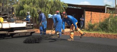 Vila nova recebe pavimentação asfáltica em Antônio João