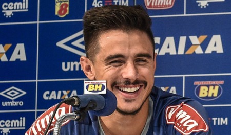 Com Palmeiras interessado, Willian só sai com compensação financeira