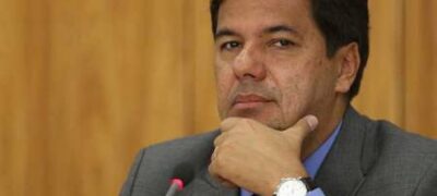 Ministro da Educação anuncia reajuste do Piso Salarial Nacional