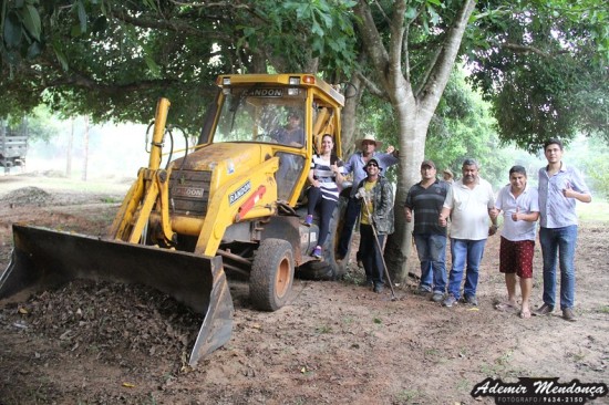 Praia do Pompilio recebe roçada e limpeza
