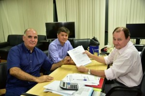 Sindicato Rural de Bela Vista e Sistema Famasul se reúnem com secretário de Governo