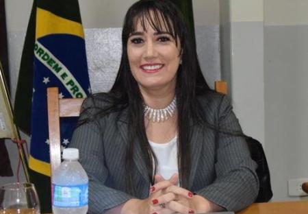 Fabrizia cobra serviço de qualidade da Energisa