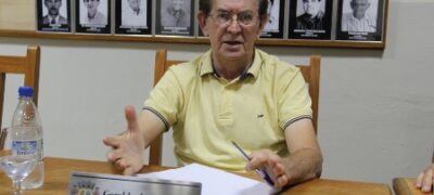 Vereador Dr. Dinho solicita asfalto na Rota dos Caminhões