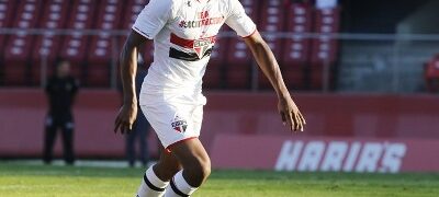 Thiago Mendes afirma que Ceni não gosta de ser chamado de professor