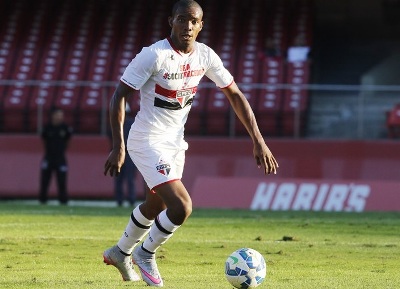 Thiago Mendes afirma que Ceni não gosta de ser chamado de professor