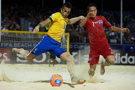 Brasil estreia contra o Taiti na busca pelo pentacampeonato na areia