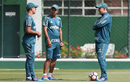 Palmeiras deverá ter mudanças na escalação contra o Peñarol