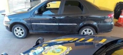 Polícia apreende carro e caminhonete roubados em rodovia estadual