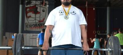 Atleta da Capital fatura o 1º lugar no levantamento de peso