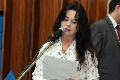 Mara Caseiro solicita viatura para delegacia de Juti