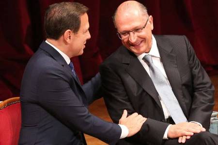 Temer apela a Alckmin e Doria para manter PSDB