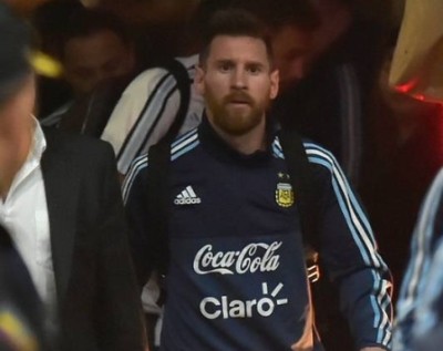 Manchester City prepara proposta de R$ 1,4 bilhão por Lionel Messi, diz jornal