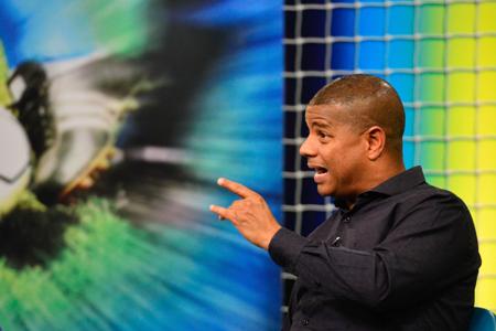 Marcelinho Carioca chama Ronaldo de oportunista: “Flamenguista roxo”