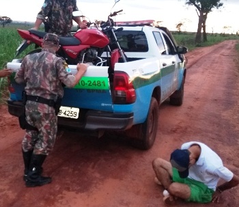 PMA prende ladrão e recupera motocicleta furtada na em Naviraí