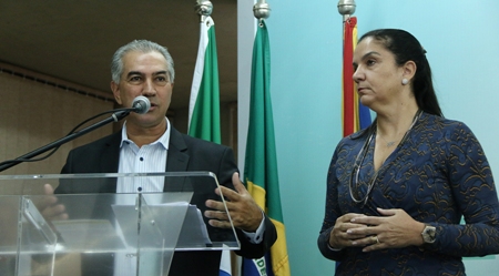Com investimentos de mais de R$ 114 milhões em obras, Reinaldo abre Festival em Bonito