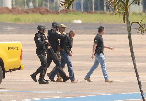 Advogado defendeu esfaqueador de Bolsonaro de graça