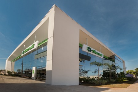 Sicredi no MS isenta associados de taxa do cheque especial