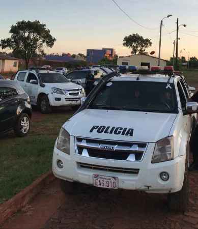 Equipes com helicóptero reforçam policiamento na fronteira após fuga de 91 presos