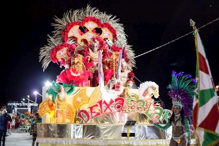 Deixa Falar é a campeã do Carnaval de Campo Grande