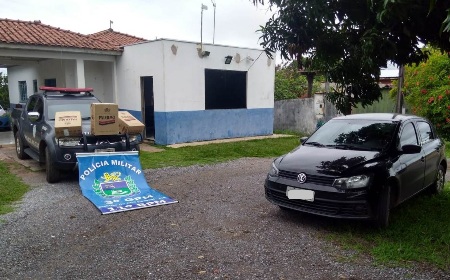 PM apreende 150 pacotes de cigarros contrabandeados durante abordagem no distrito de Alto Caracol