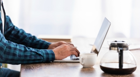 Governo amplia home office para todos os servidores que possam fazer atividades remotamente