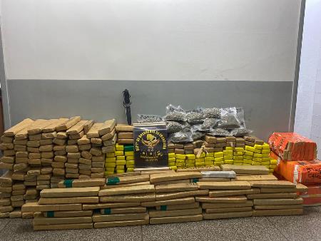 Guia Lopes da Laguna: Veículo com mais de meia tonelada de maconha foi apreendido pelo DOF durante a Operação Hórus