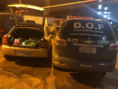Veículo com mais de 200 quilos de maconha foi apreendido pelo DOF