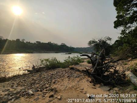 Polícia Militar Ambiental de Porto Murtinho autua seis pescadores por pesca ilegal em cachoeira e apreende petrechos proibidos