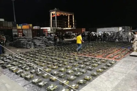 Paraguai faz a maior apreensão de cocaína da história do país
