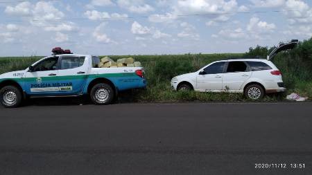 Polícia Militar Ambiental de Mundo Novo aprende veículo com 470 kg de drogas
