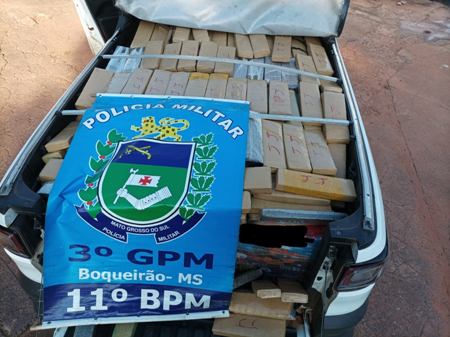 Polícia Militar apreende quase uma tonelada de entorpecente, em Jardim