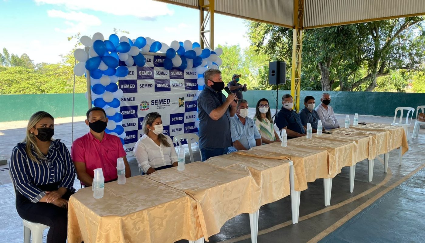 Bela Vista inicia ano escolar com homenagens a servidores aposentados