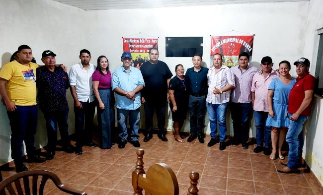 Parceria: Vereadores Oraldino e Bispo visitam Legislativo Paraguaio