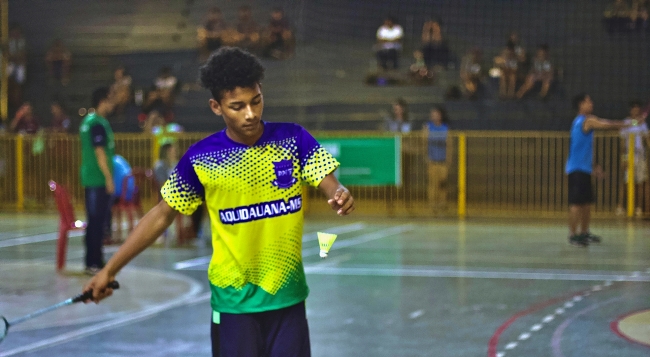 Cursos de badminton da Fundesporte chegam a São Gabriel do Oeste e Bataguassu; inscrições gratuitas