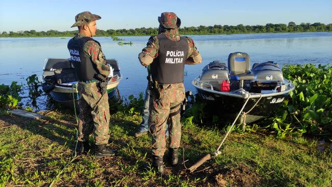 PMA de Porto Murtinho e Campo Grande autuam em R$ 1,4 mil dois infratores por pesca predatória e apreende lancha com motor e os petrechos de pesca ilegais