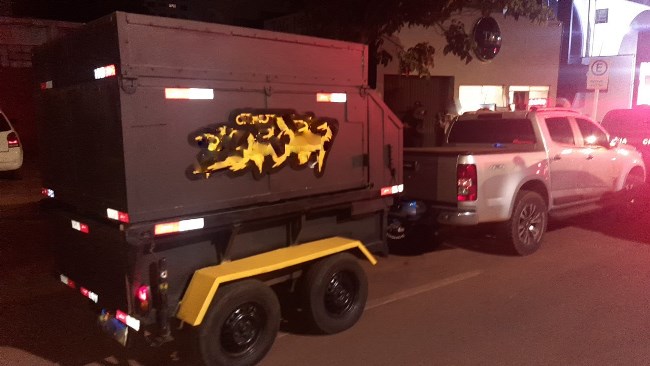Polícia Militar Ambiental e do 9º Batalhão de Campo Grande fecham baile e autuam proprietário de danceteria em R$ 5 mil por poluição sonora