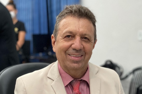 Vereador acusado de estuprar neta ficará alojado em cela isolada de enfermaria