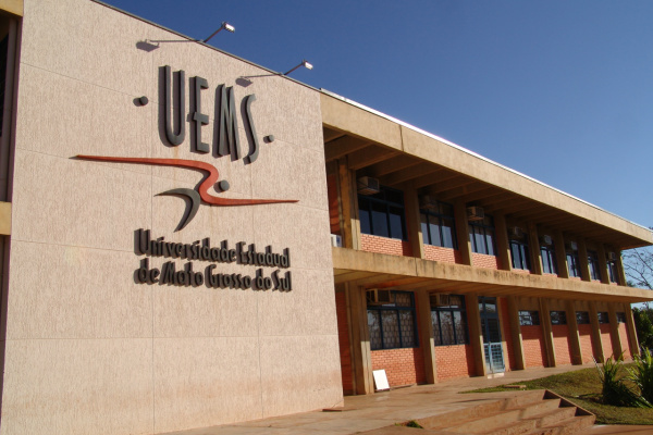UEMS abre inscrições para seleção de docentes na área de Libras