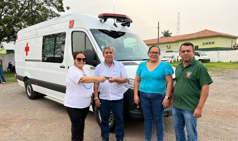 Bela Vista: Prefeitura entrega Ambulância e VAN novas à saúde  
