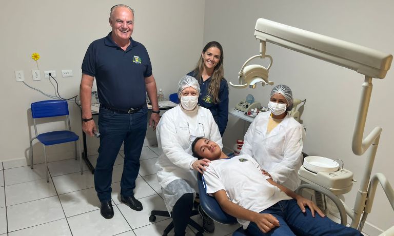 Caracol: Prefeitura realiza reforma de consultório odontológico da Escola Municipal João Jose Leite da Silva