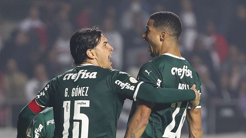 Gómez e Murilo formam dupla de zaga sólida e artilheira pelo Palmeiras em 2022