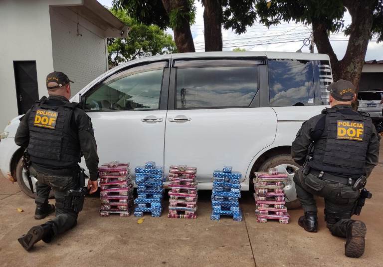DOF apreende mais de 80 quilos de maconha em assoalho de carro paraguaio
