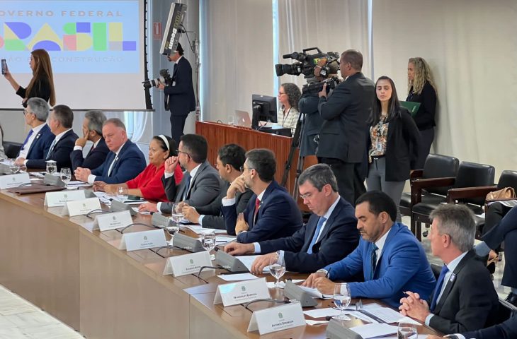 Semana do governador teve discussões de projetos em Brasília e troca de comando na segurança