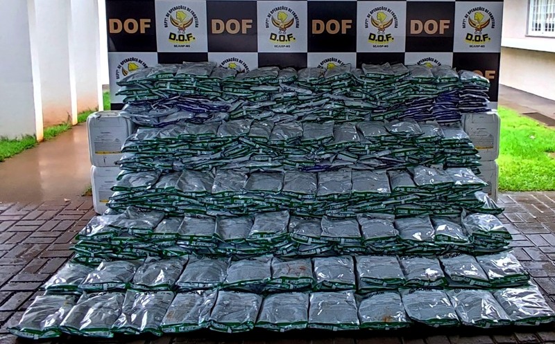 DOF apreende 750 quilos de defensivos agrícolas contrabandeados em Dourados
