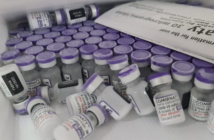 SES entrega 25 mil doses de vacina da covid para imunização de crianças em MS