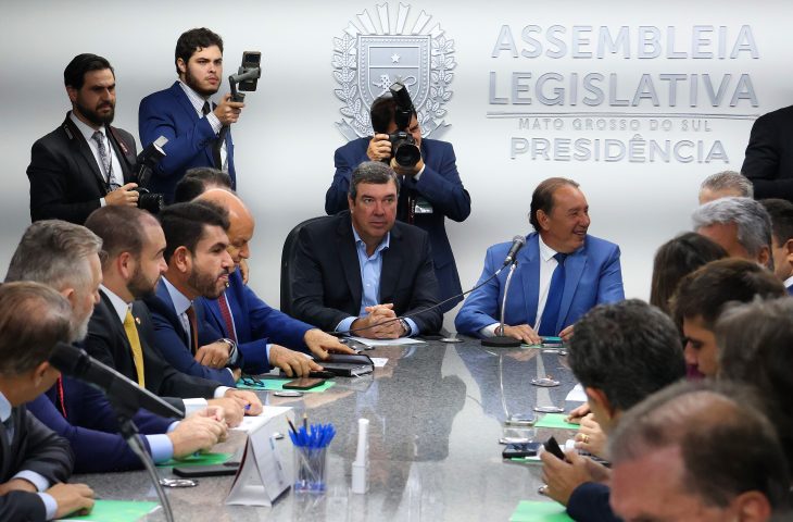 Em encontro com deputados, Governo de MS reafirma compromisso com emendas parlamentares