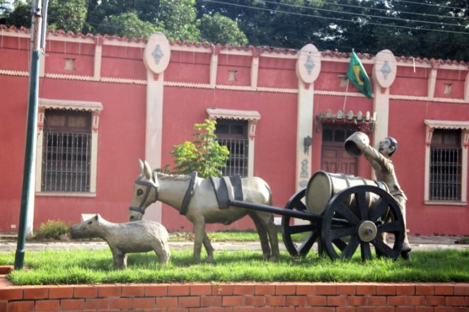 Porto Murtinho divulga seu turismo na maior feira do Chaco Paragauaio