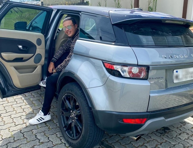 Juiz autoriza leilão de carros de luxo, lancha e caminhão de grupo que aplicou golpe bilionário