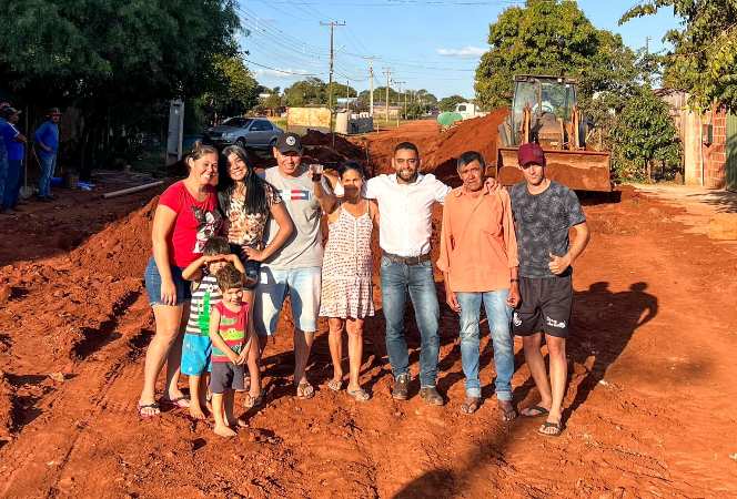 Obras de Drenagem e Pavimentação Asfáltica na Vila Penzo avançam sob a supervisão do Prefeito Marcelo Pé