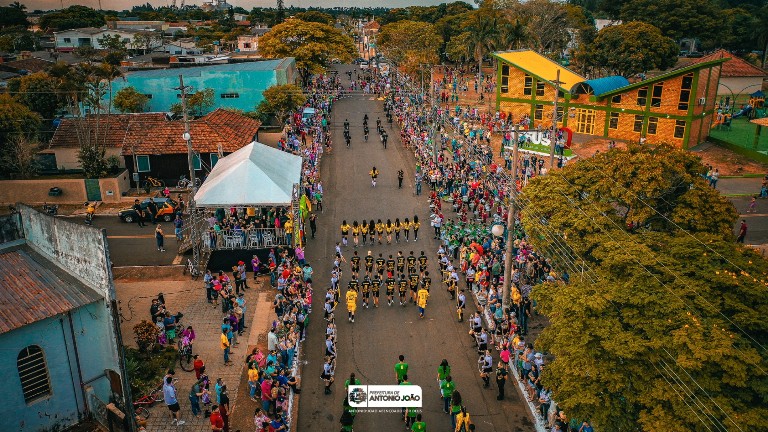 Desfile 7 de setembro em Antônio João foi um sucesso